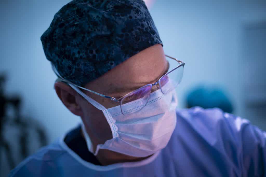 Dr. Alex Campbell | Plastic Surgeon Colombia Premium Care